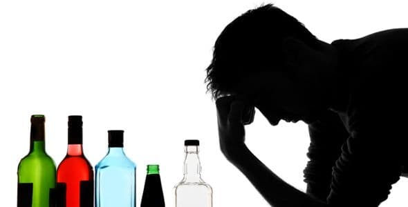 Mehr Fehltage im Job durch Alkoholprobleme
