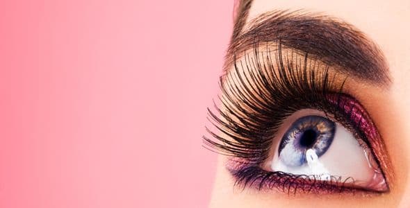 Beauty-Trend Power-Brauen