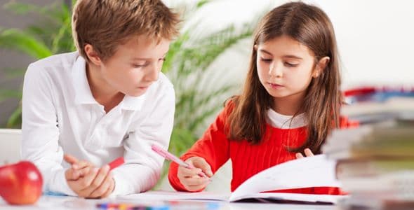 Viele Grundschüler mit Lernen überfordert