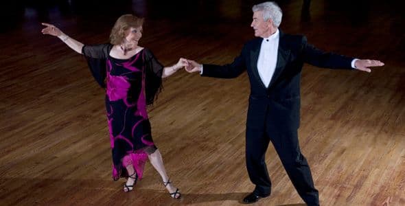Let’s Dance: Auch Senioren profitieren von Tanztraining