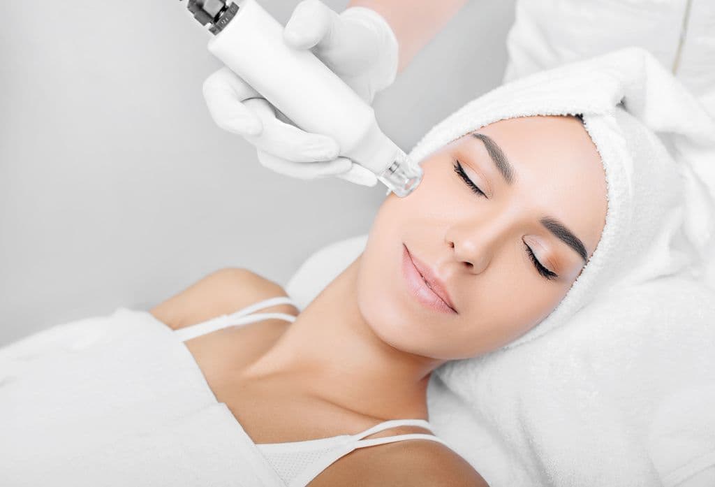 Die Wirksamkeit und Anwendungsmöglichkeiten der Mesotherapie: Eine innovative Behandlungsmethode im Fokus