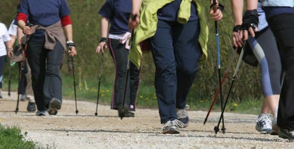 Nordic Walking kann bei Herzproblemen helfen